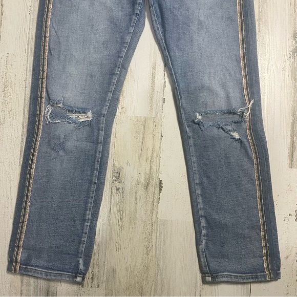 Pilcro Anthropologie Side Stripe Mid-Rise Slim Boyfriend Jeans sz 27 Distressed - Picture 6 of 12